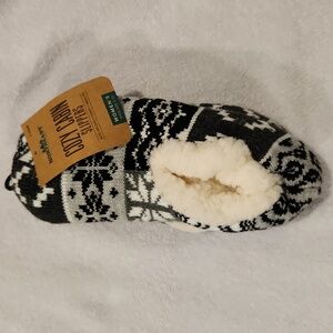 Northeast Outfitters Cozy Cabin slippers 5-10